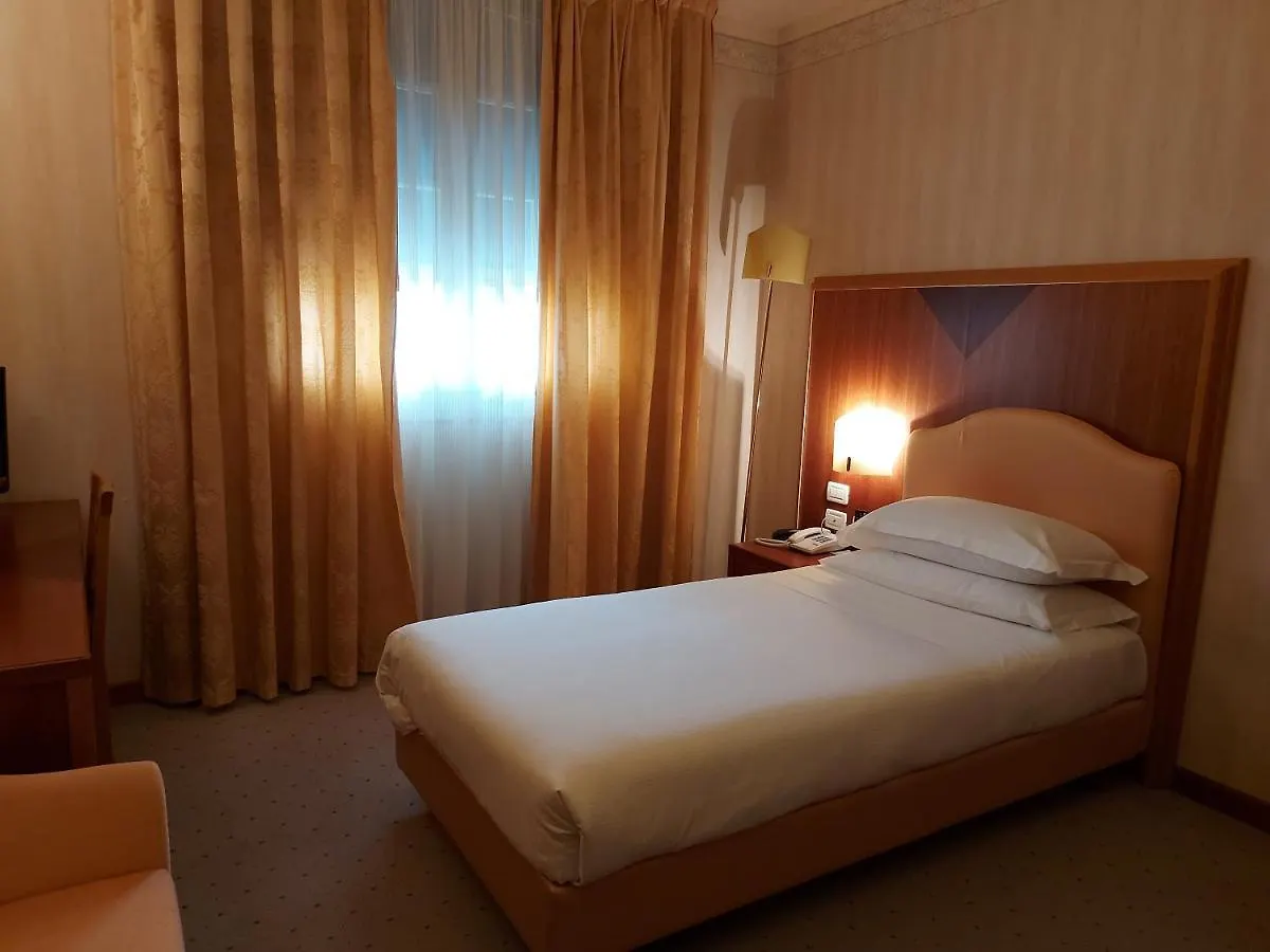 Phi Hotel Astoria Susegana Italië