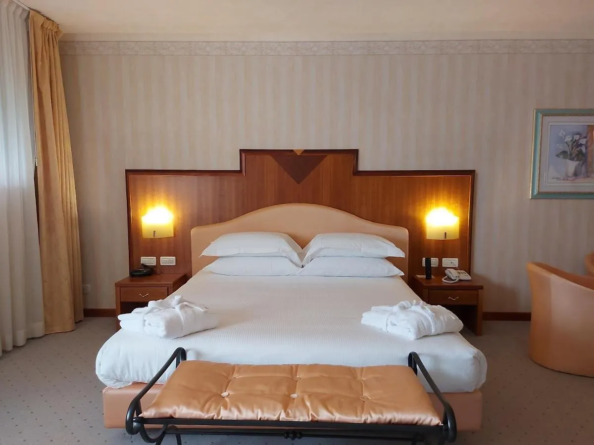 Phi Hotel Astoria Susegana