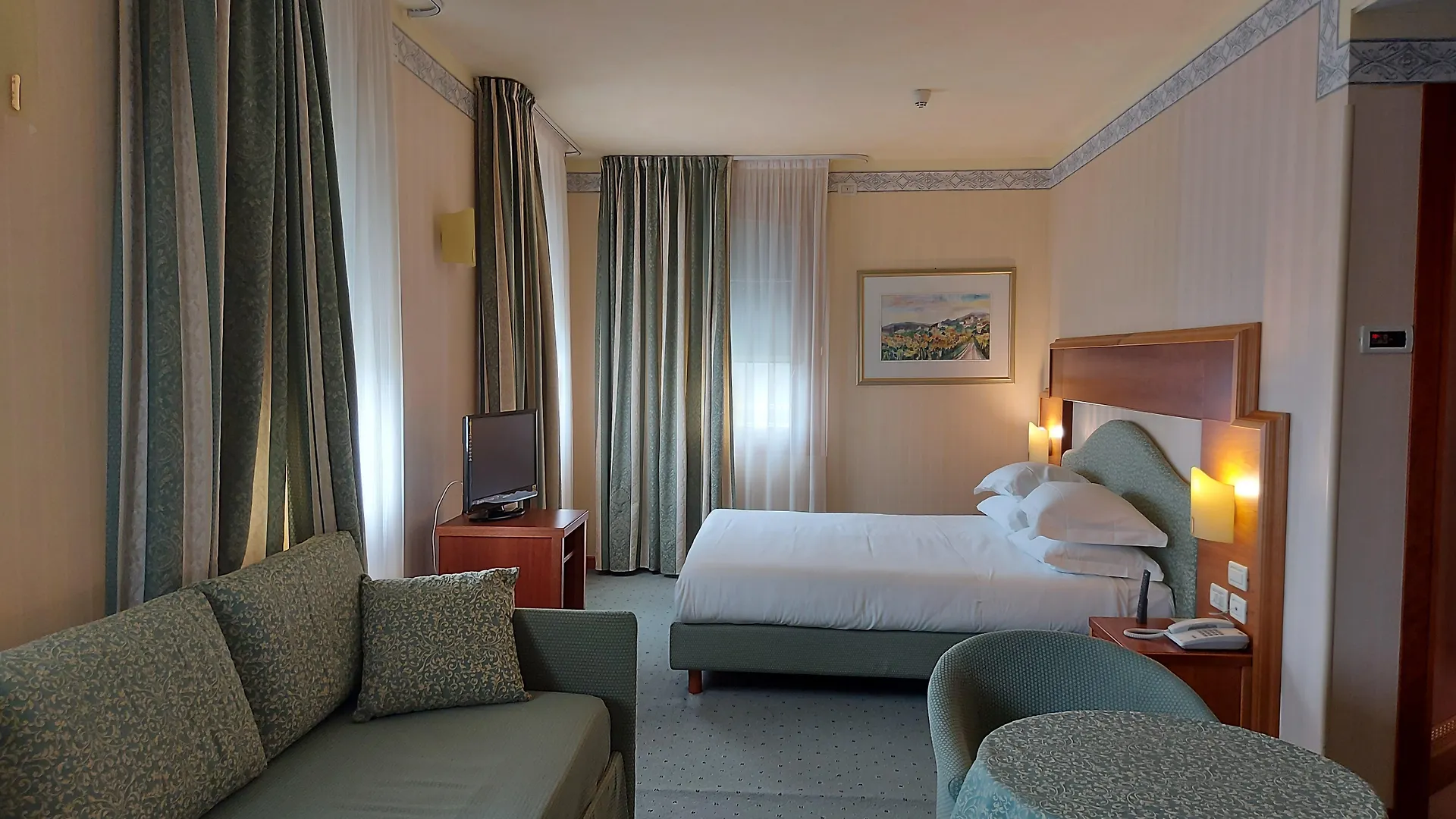 Phi Hotel Astoria Susegana 4*,  Italië