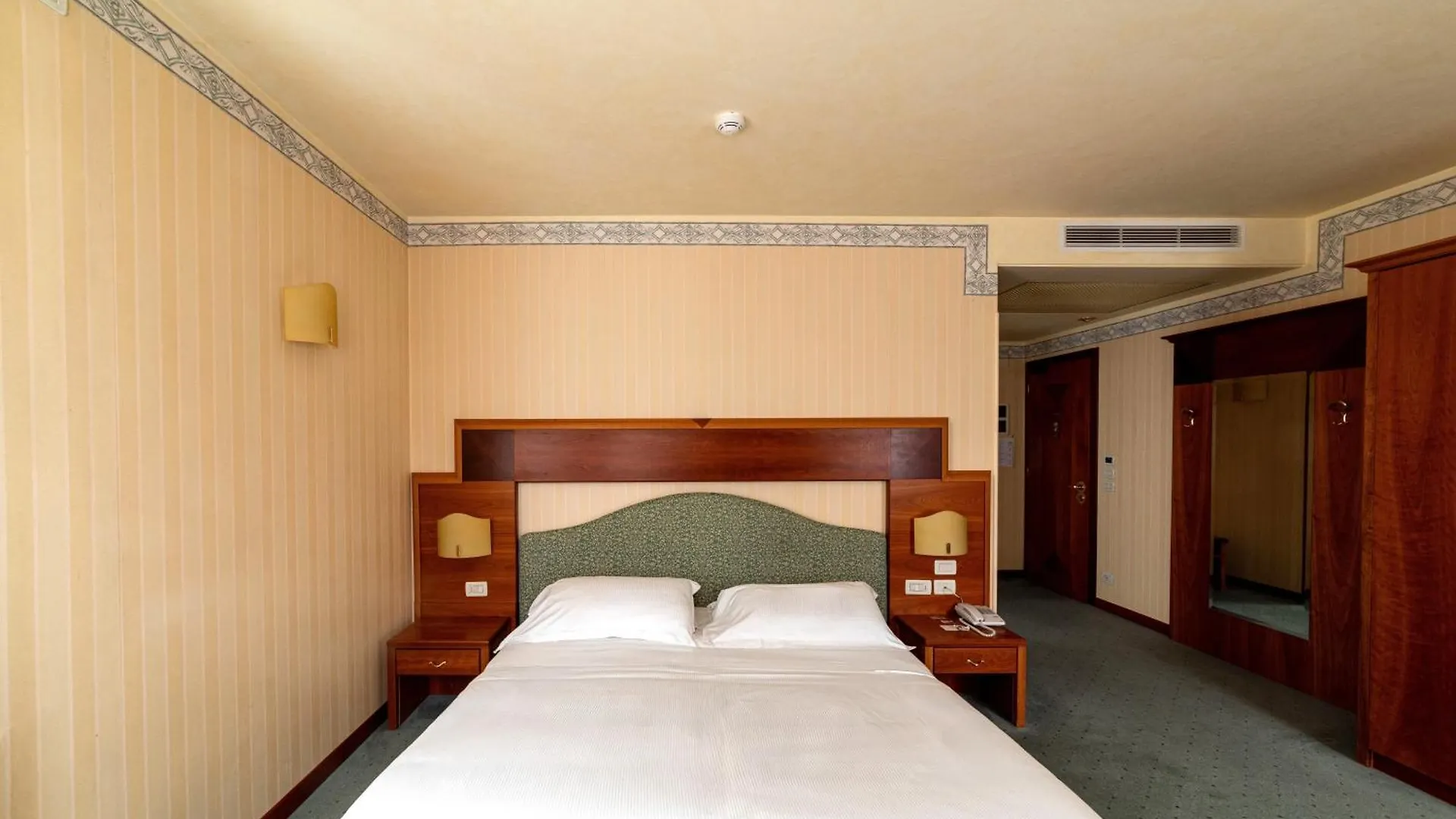 Phi Hotel Astoria Susegana