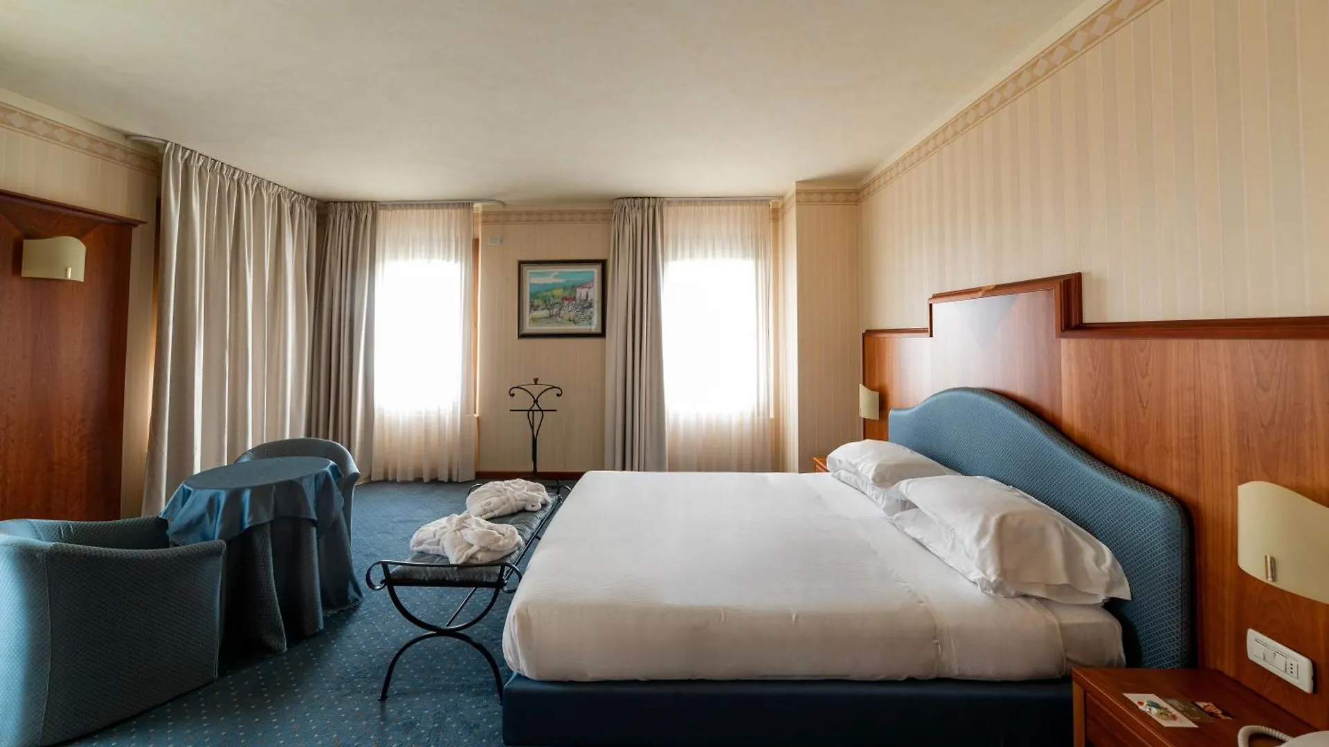Phi Hotel Astoria Susegana